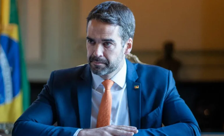 Eduardo Leite defende diálogo entre direita e centro político após prisão de Bolsonaro