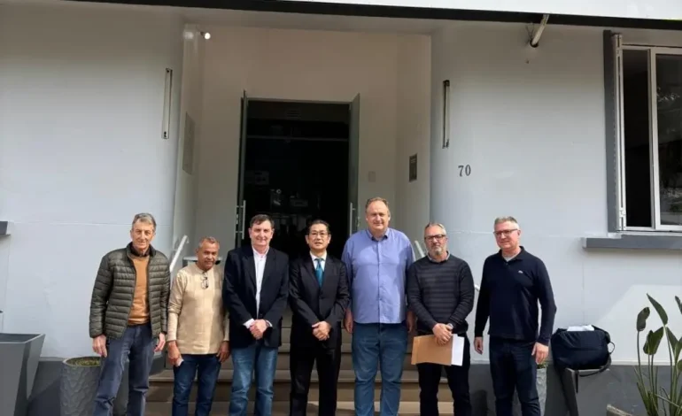 Consulado do Japão doa equipamento de raio-X ao Hospital Roque Gonzales
