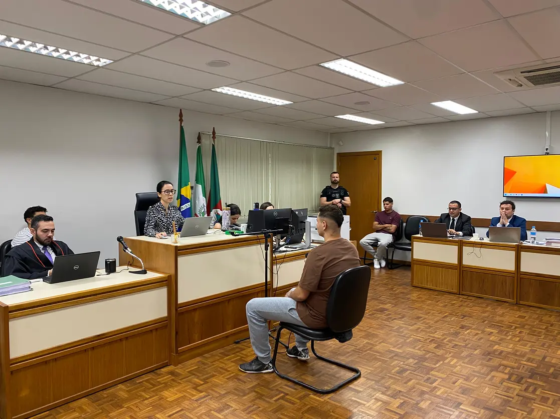 Três jovens são condenados por homicídio em Roca Sales