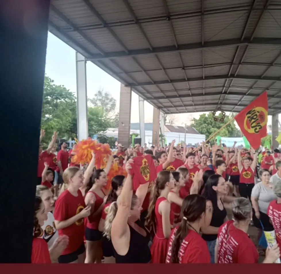 Equipe AntiVírus vence Gincana Roca 70 em Roca Sales