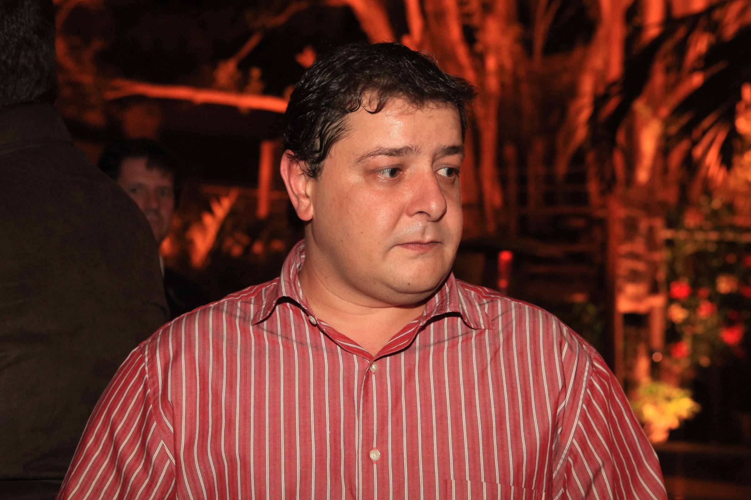 Lulinha é blindado e suspeitas na CPMI sobre roubo aos aposentados avançam