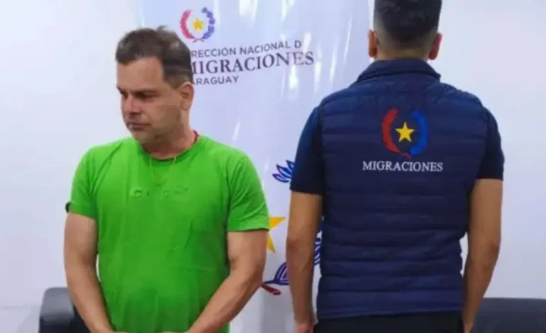 Silvinei Vasques é levado para fronteira do Paraguai com Brasil