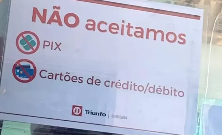 Comerciantes temem fiscalização e abandonam Pix e cartões