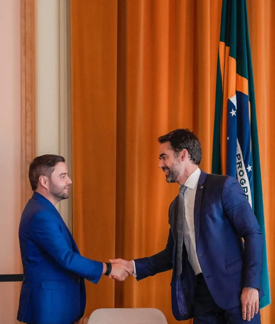 Gabriel Souza assume interinamente o governo do RS