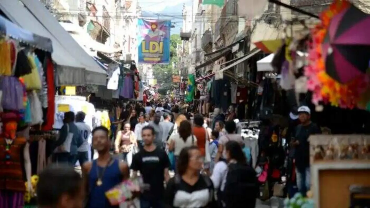 Brasileiros demonstram otimismo para 2026, aponta pesquisa Datafolha