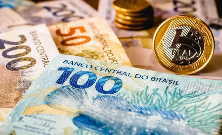Economizar é a prioridade máxima dos brasileiros para 2026