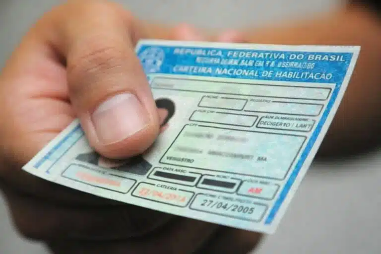 Justiça derruba liminar e regras da nova CNH do Brasil são mantidas
