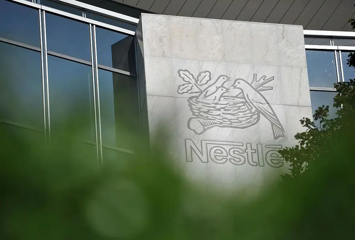 Anvisa proíbe venda de lotes de fórmula infantil da Nestlé por risco de toxina