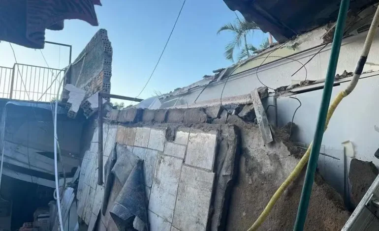 Desabamento em Porto Alegre mata menina de 7 anos e fere duas crianças