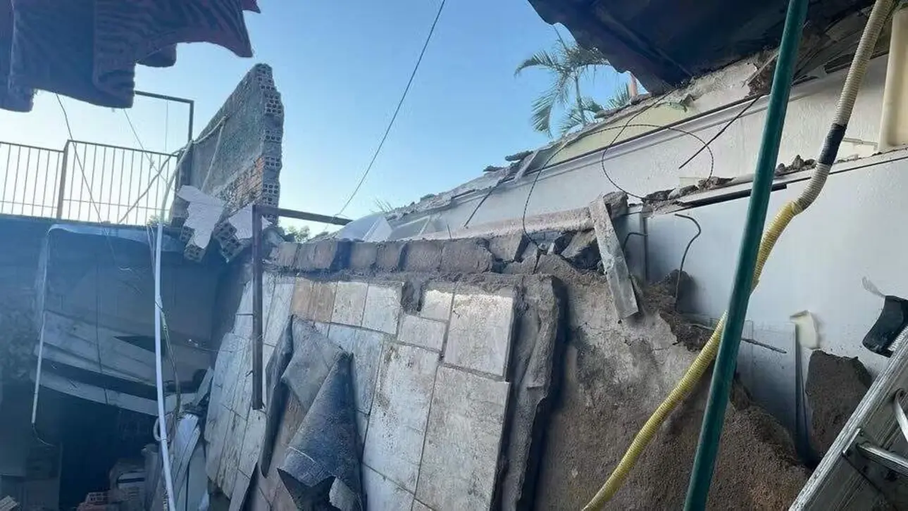 Desabamento em Porto Alegre mata menina de 7 anos e fere duas crianças