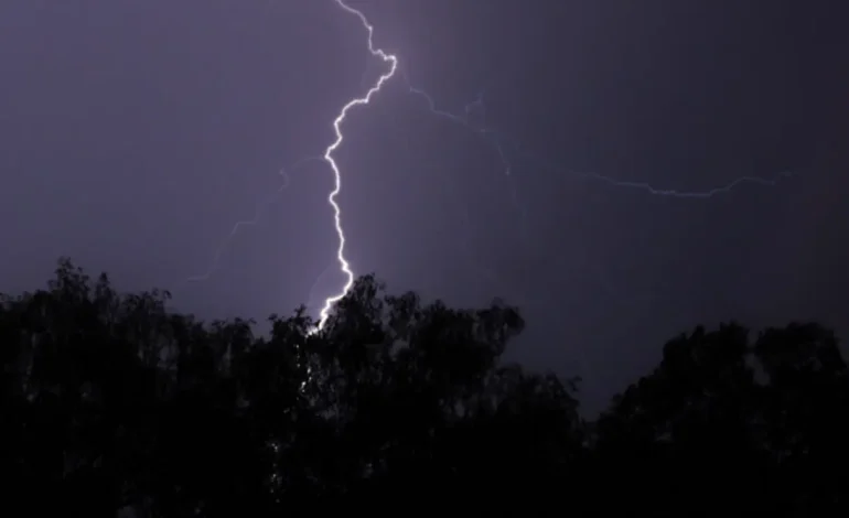 Rio Grande do Sul em alerta: previsão de chuva intensa e ventos fortes nesta sexta-feira