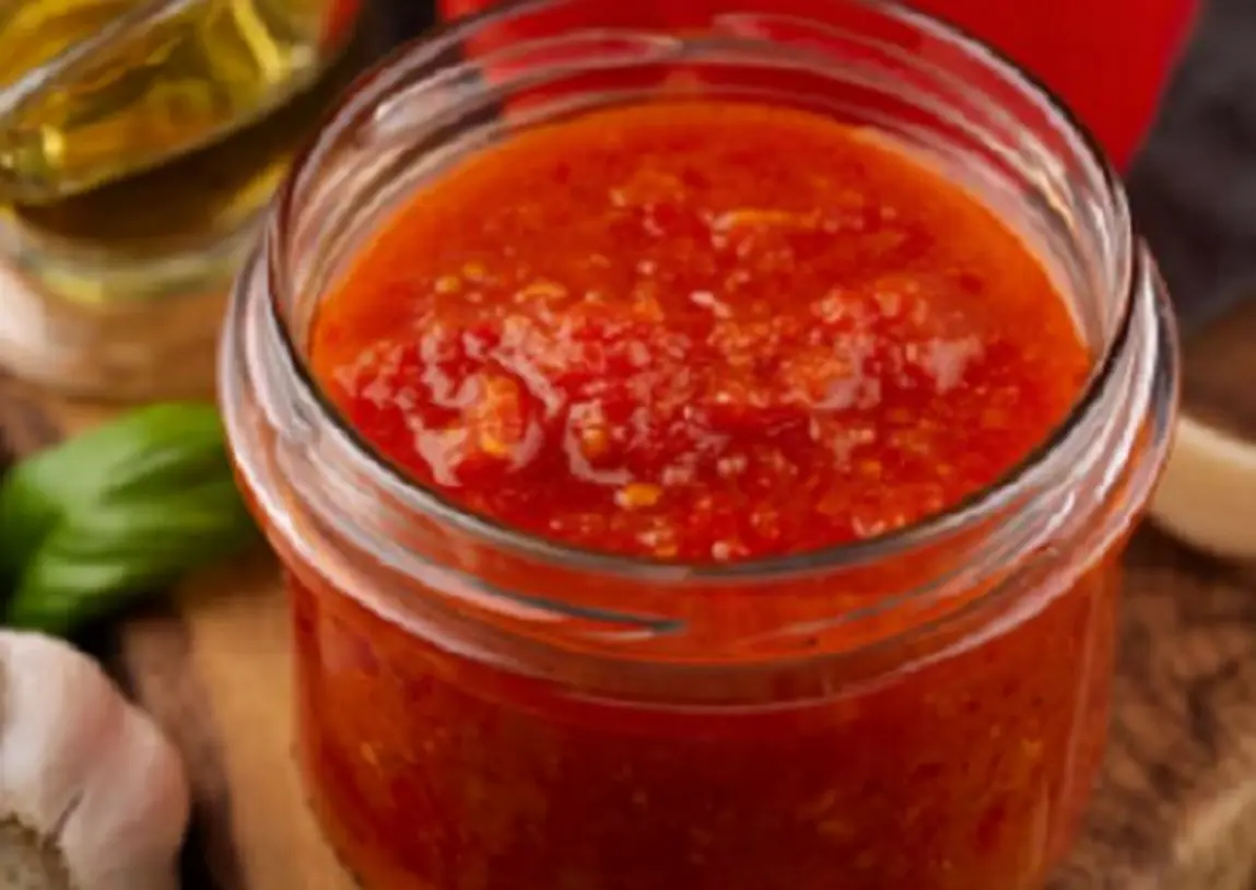 Anvisa determina recolhimento de molho de tomate e suplementos por riscos à saúde