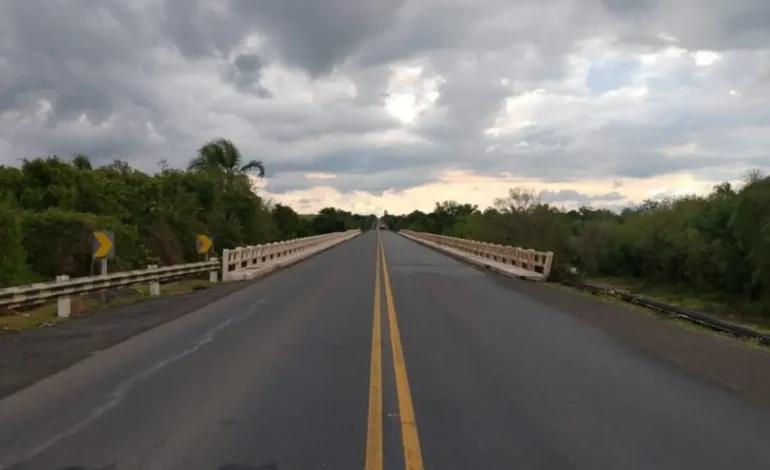 Obras interrompem tráfego na ponte da BR-290 neste domingo