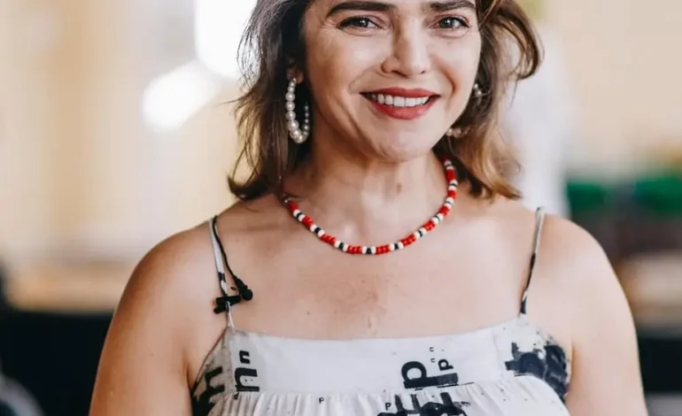 Morre a atriz Titina Medeiros, intérprete de Socorro em Cheias de Charme