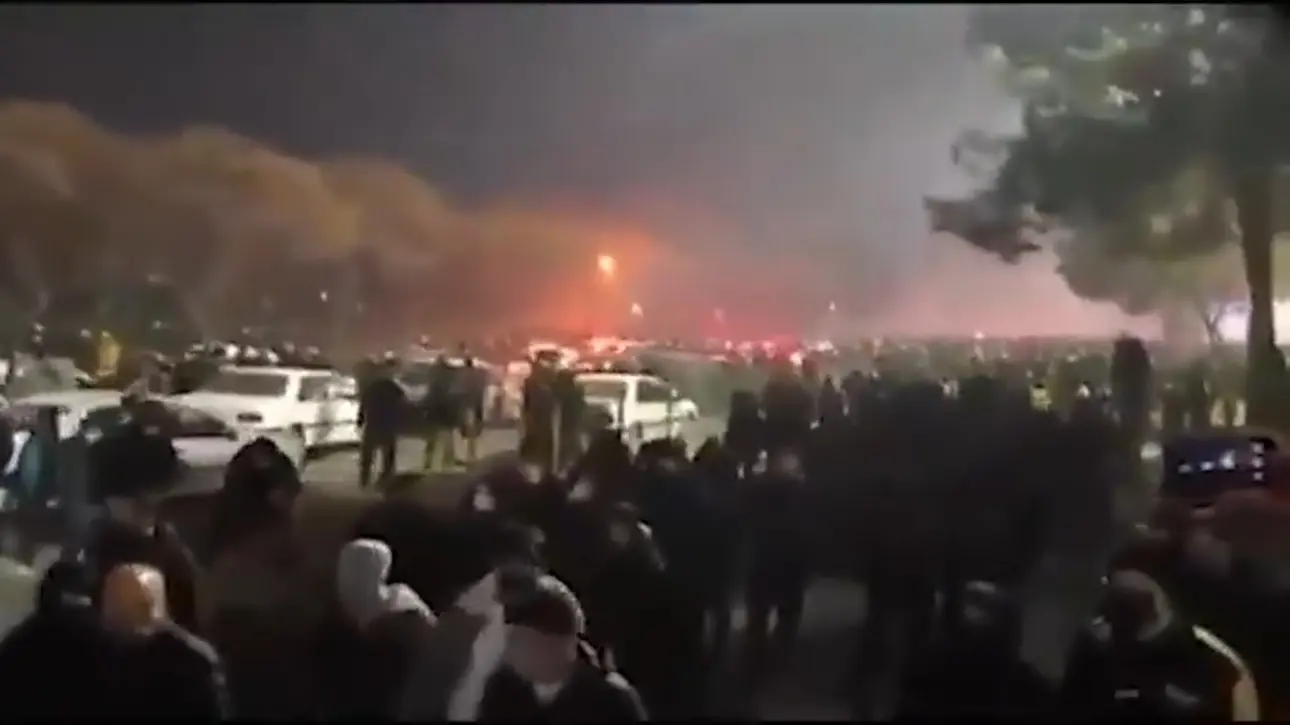 Mais de 500 mortos na repressão aos protestos no Irã