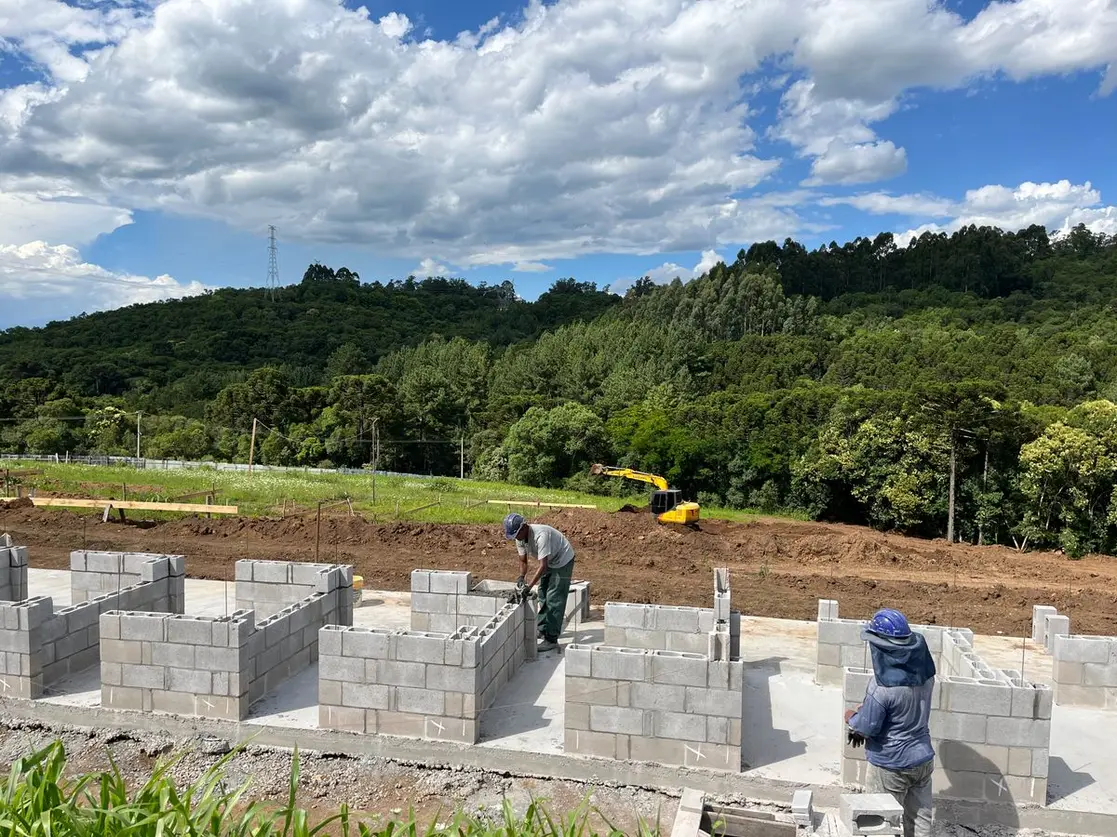 Caxias do Sul: Novo Centro de Proteção Animal avança com obras em São Giacomo