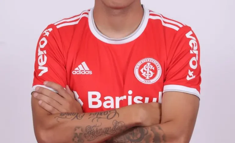 Justiça bloqueia contas do Inter por dívida na contratação de Palácios