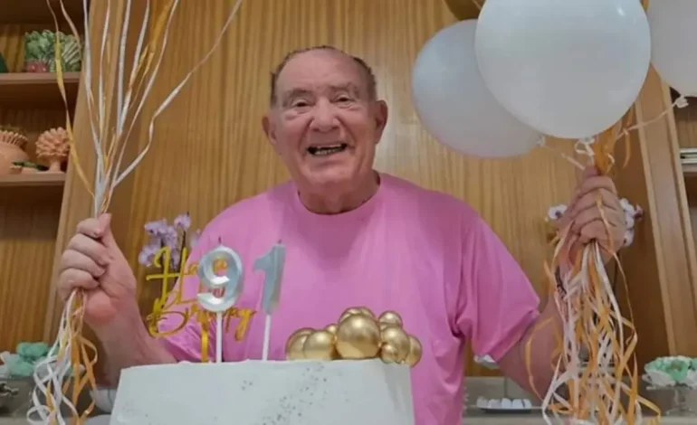 Renato Aragão celebra 91 anos em festa repleta de afeto familiar