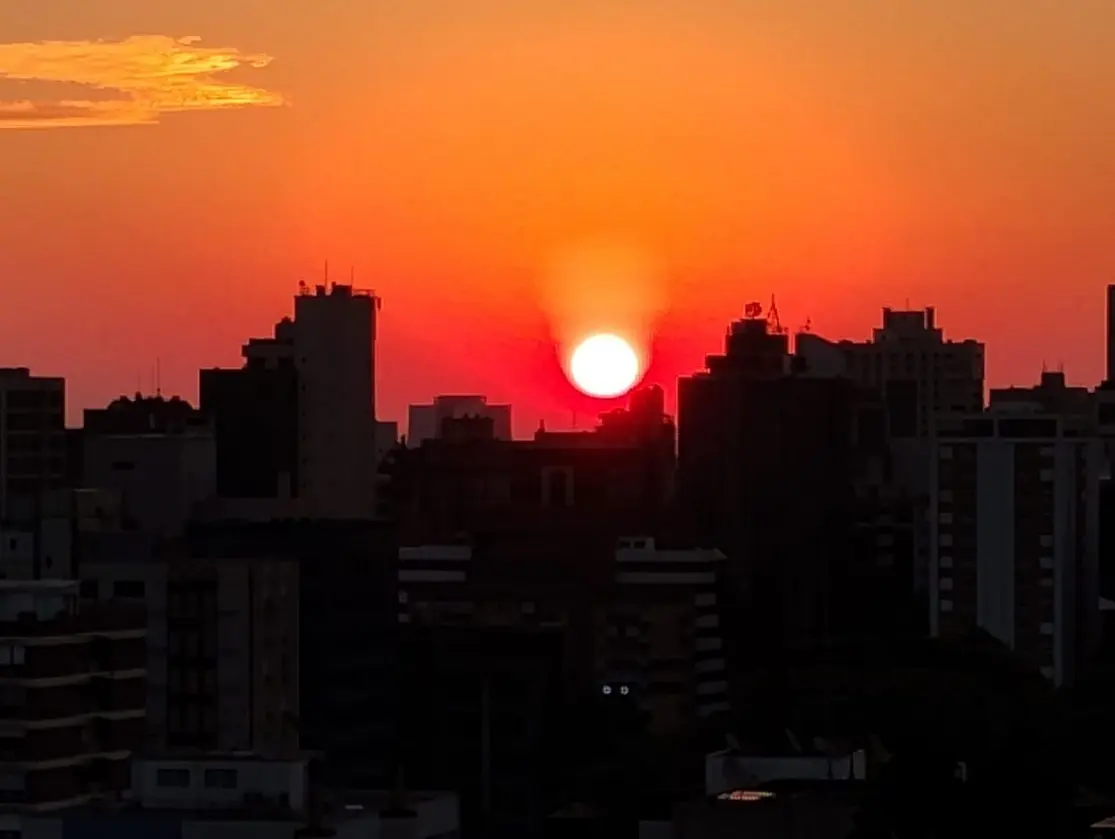 Porto Alegre registra temperaturas acima de 35°C com pico de 37,4°C