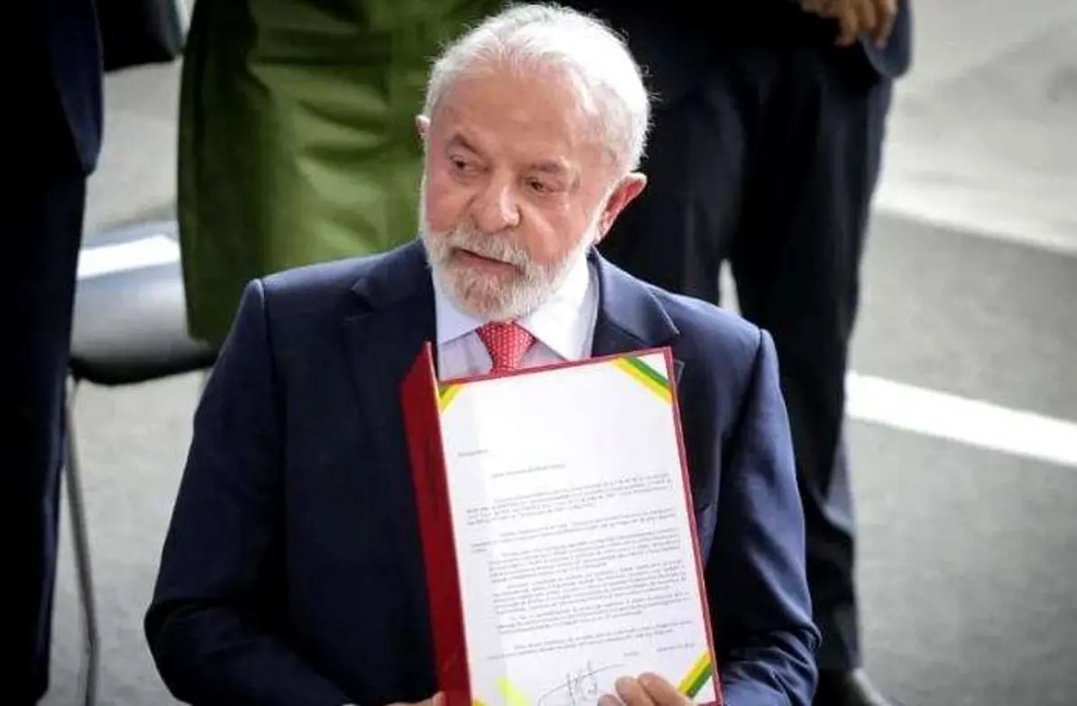 Lula veta PL da Dosimetria e aumenta tensão com Congresso