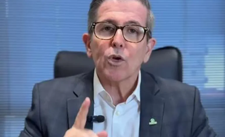 Presidente de sindicato médico critica interferência de Moraes no CFM
