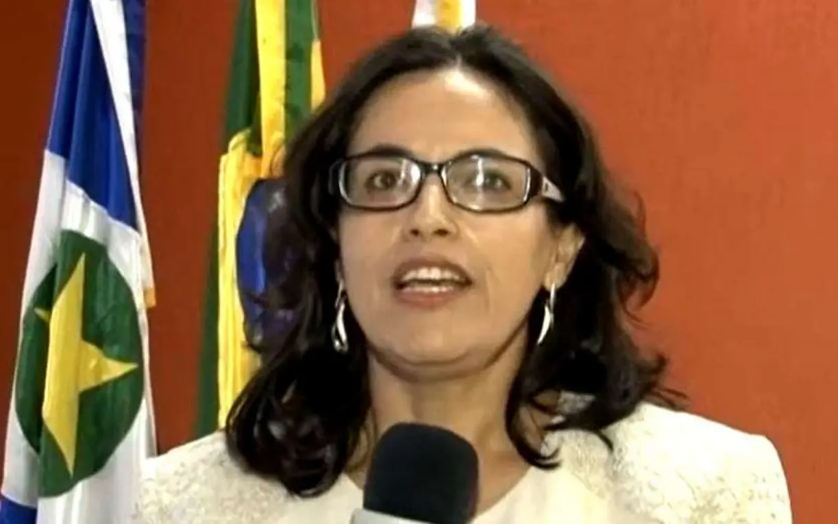 Magistrada é afastada em MT por suspeita de favorecer marido acusado de feminicídio