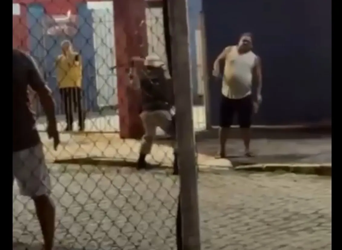 Ex-campeão do mundo pelo Inter é agredido por policial militar no Paraná