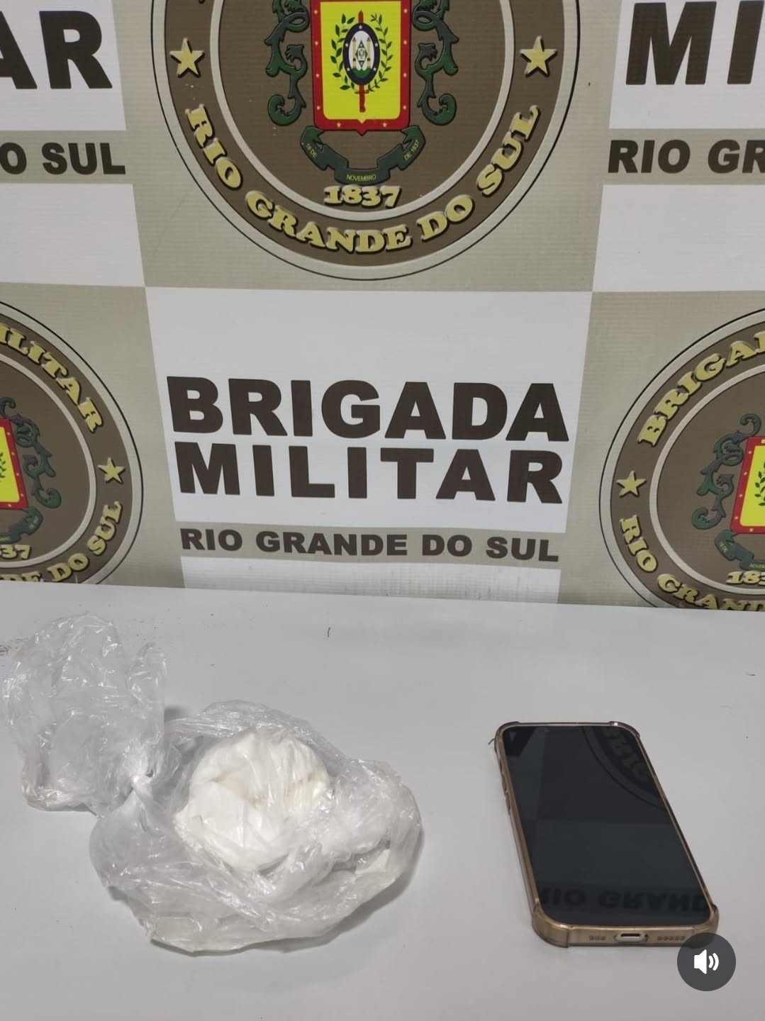 Tolerância zero ao tráfico: Brigada Militar apreende drogas e apreende adolescente em Encantado
