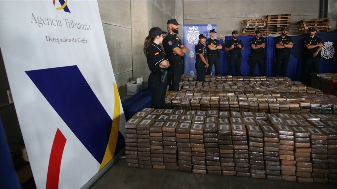 Polícia espanhola apreende quase 10 toneladas de cocaína em navio que partiu do Brasil