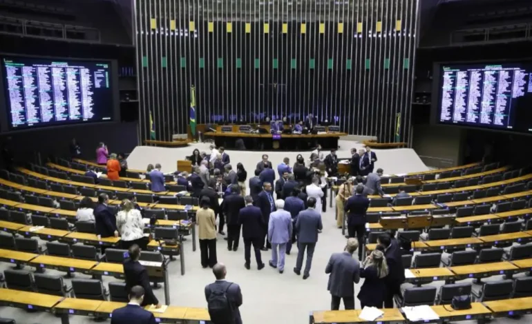 Artigo: Parlamento se aprende