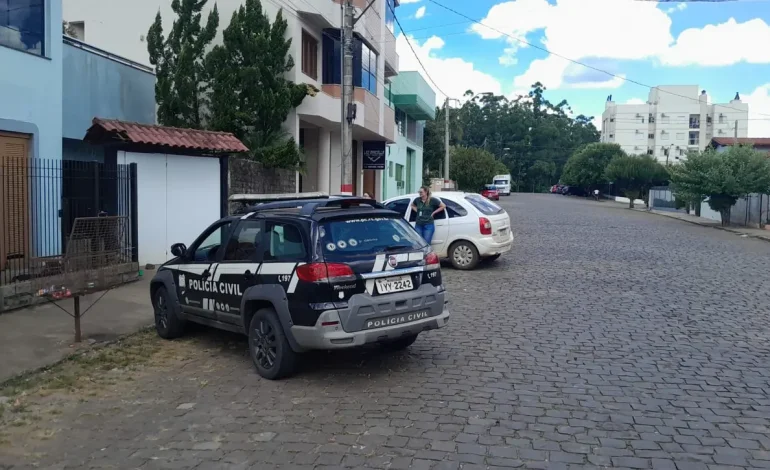Mulher é presa em flagrante por maus-tratos a cães em Encantado