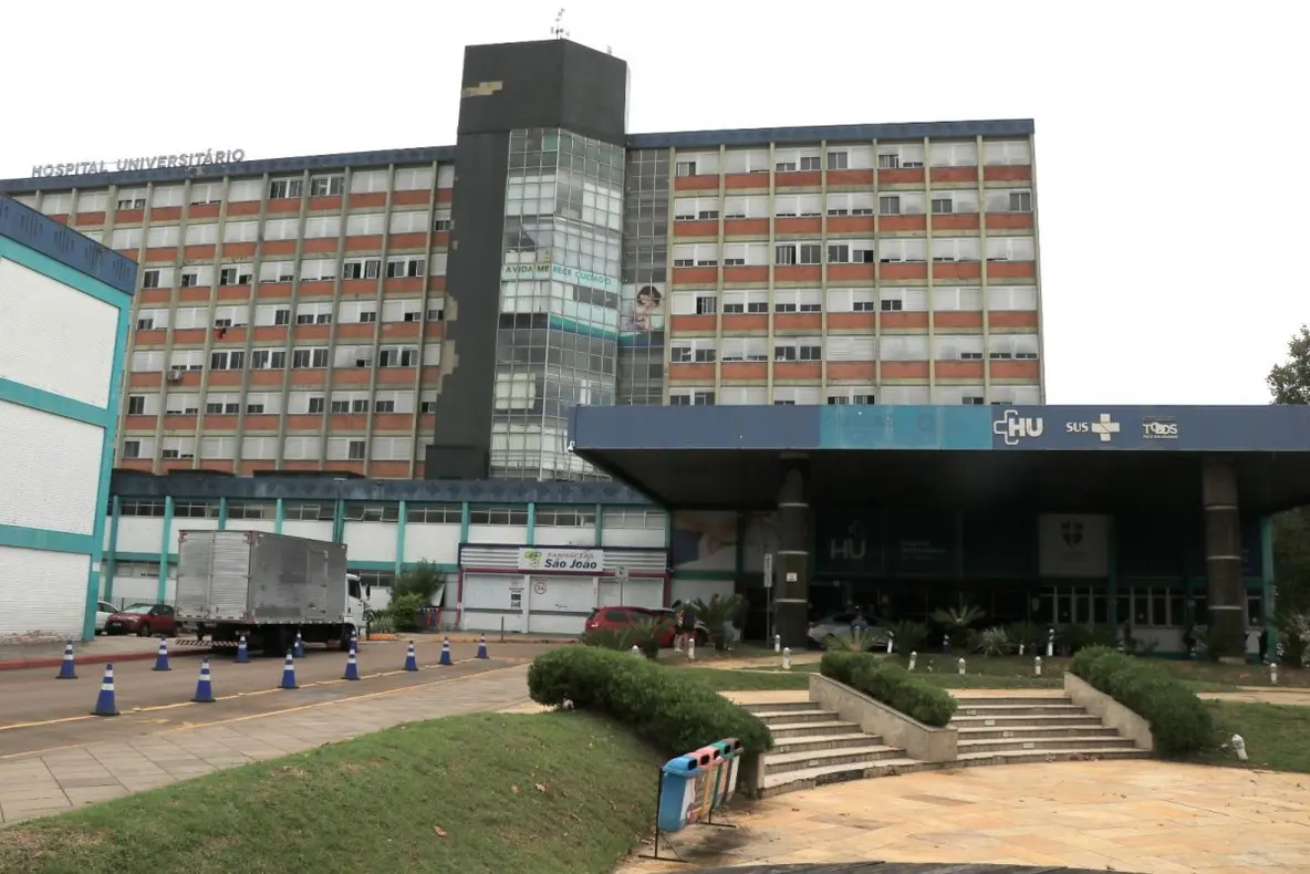Cremers determina interdição de setores essenciais do Hospital Universitário de Canoas