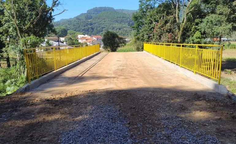 Relvado inaugura quatro pontes e anuncia novos investimentos neste sábado
