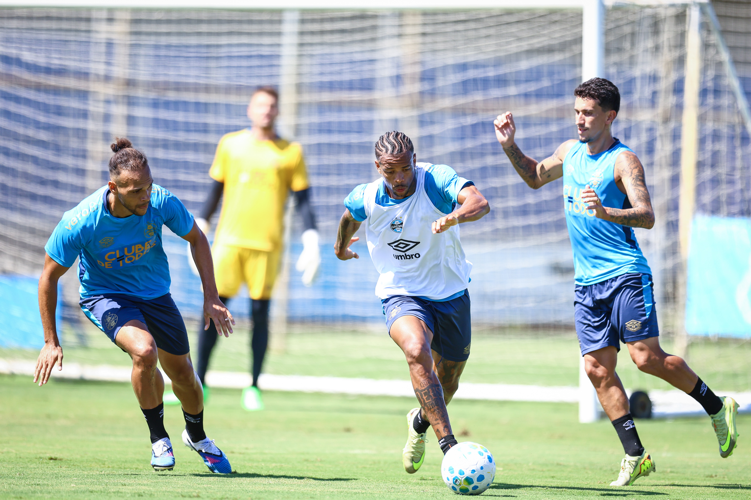 Grêmio enfrenta a Chapecoense nesta segunda-feira pela 6ª rodada do Brasileirão