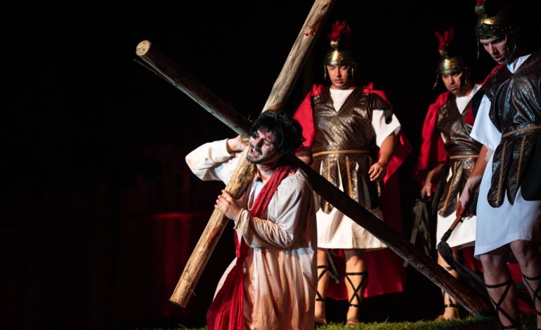 Campanha via Pix busca apoio para garantir encenação da Paixão de Cristo em Muçum