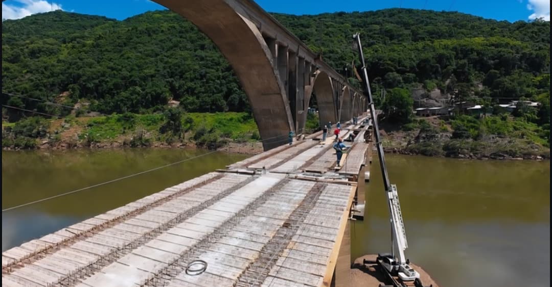 Reconstrução da Ponte Brochado da Rocha completa um ano em Muçum