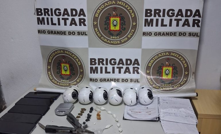 Brigada Militar prende duas mulheres por tráfico de drogas em Roca Sales