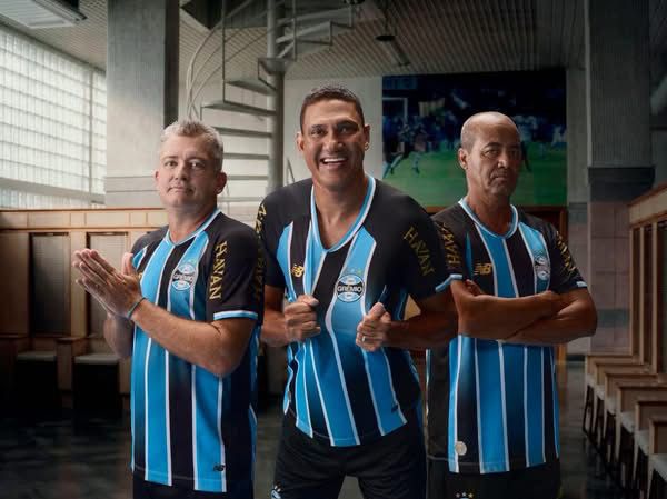Grêmio lança novos uniformes para 2026