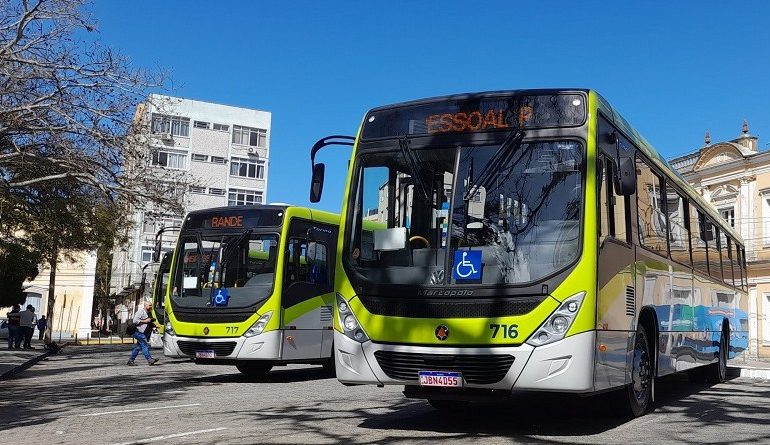 Alta do diesel impacta transporte e leva empresas a reduzirem horários no RS