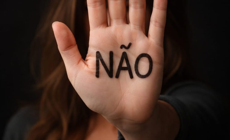 MÉDICO É PRESO EM TAQUARA SUSPEITO DE ABUSAR DE MAIS DE 30 PACIENTES