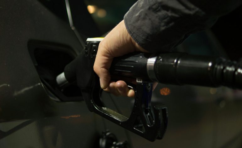 Mais de 140 municípios gaúchos relatam falta de diesel, aponta Famurs