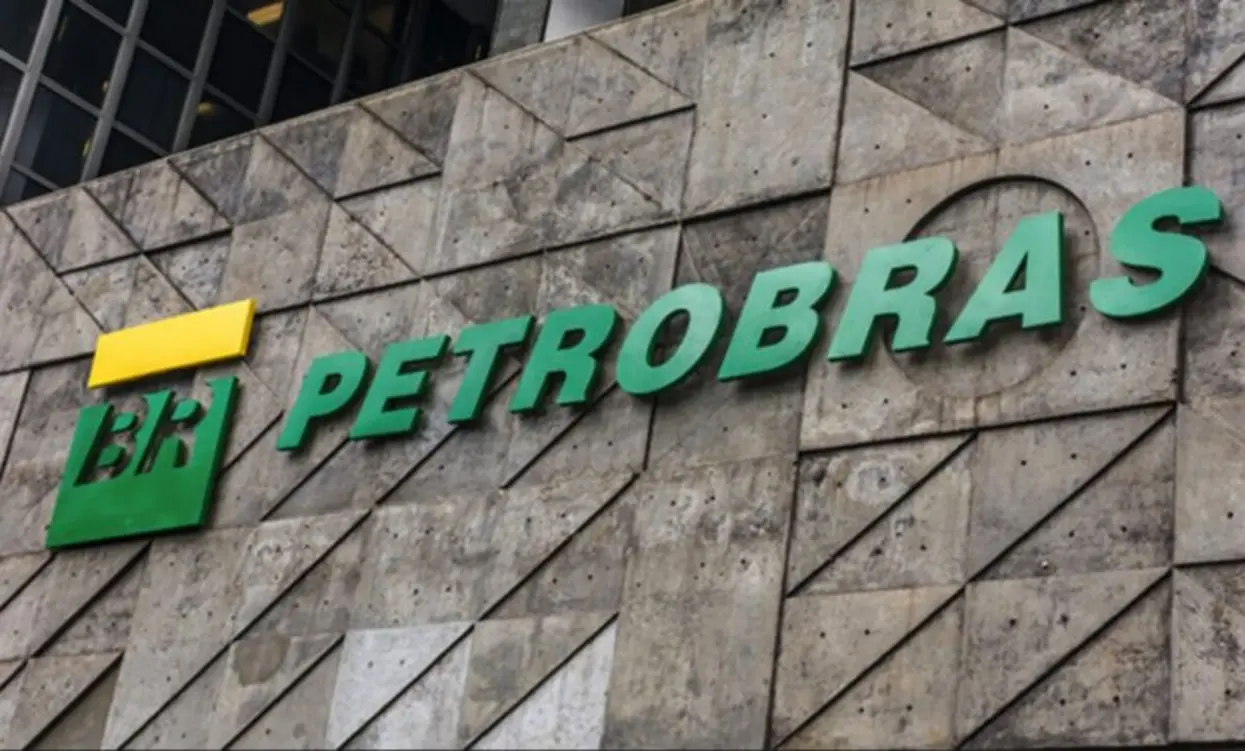 Petrobras estuda fazer Brasil autossuficiente em diesel em até cinco anos