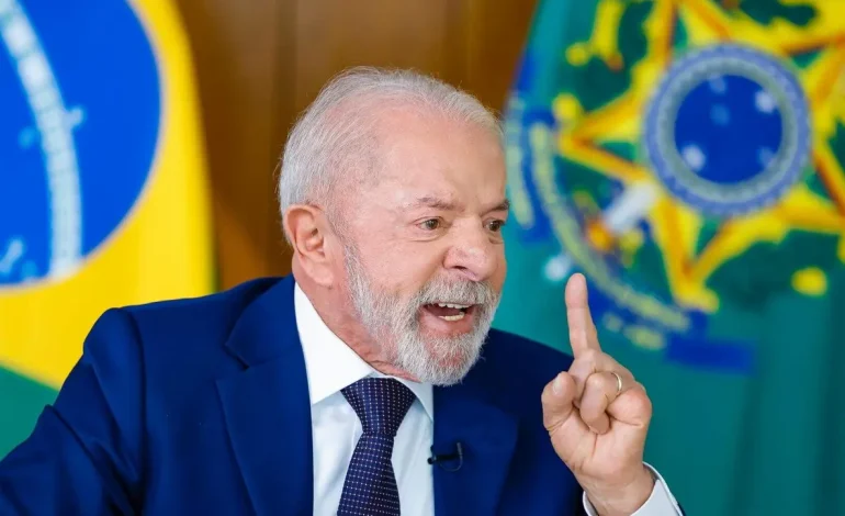 Lula acusa Flávio Bolsonaro e Caiado de vender ‘ouro nacional’ aos EUA