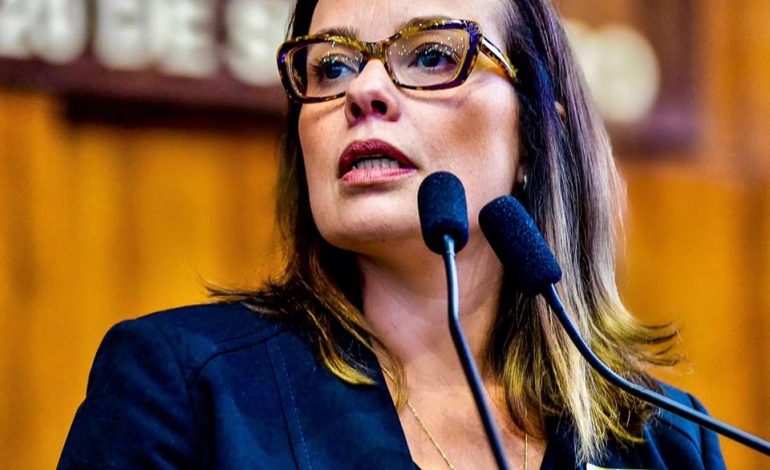 Juliana Brizola lidera cenário ao governo do RS