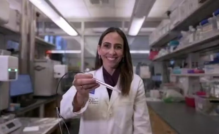 Cientista brasileira desenvolve caneta capaz de detectar tumores em segundos e revolucionar tratamento do câncer