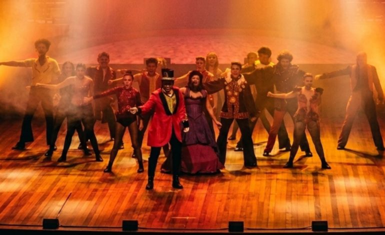 Espetáculo levará os maiores sucessos da música e do cinema ao Teatro Univates