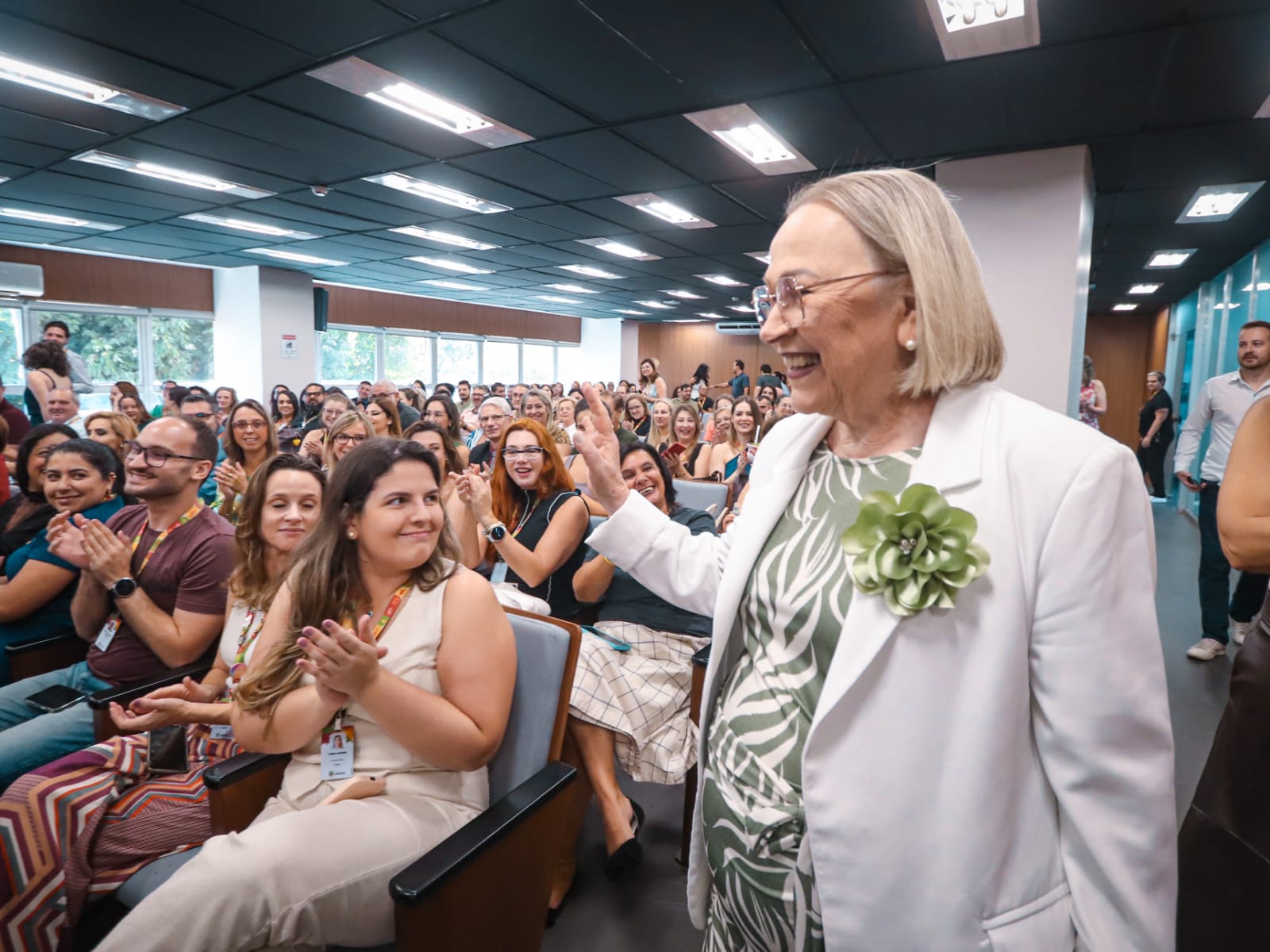 Arita Bergmann deixa Secretaria da Saúde para disputar vaga na Assembleia