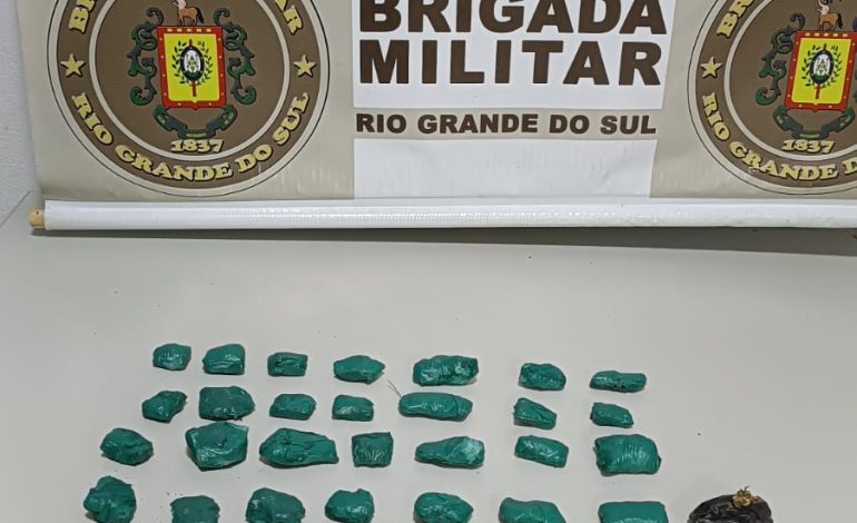 Brigada Militar prende suspeito por tráfico e recupera carro furtado em Bom Retiro do Sul