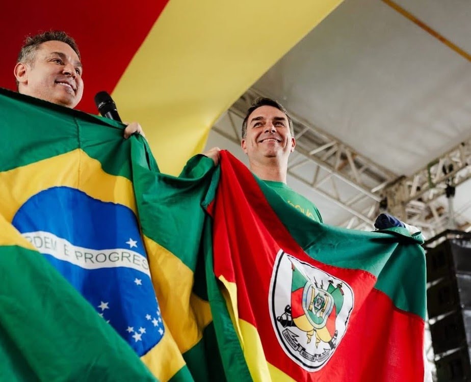 Zucco é lançado pré-candidato ao governo do RS com apoio de Flávio Bolsonaro