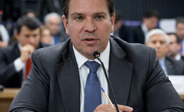 Ex-deputado Alexandre Ramagem é preso nos Estados Unidos após abordagem do ICE